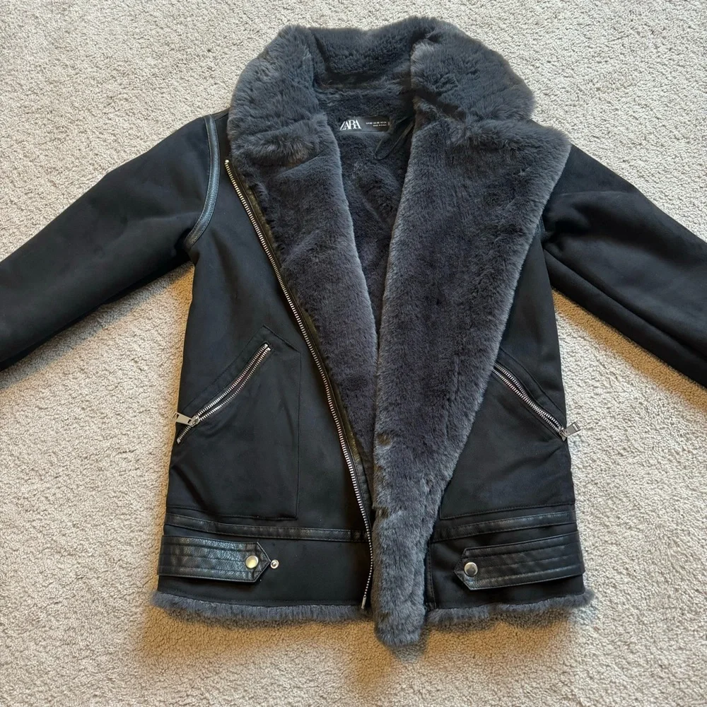 Black Jacket - Picture 2 of 5